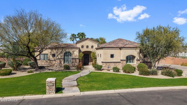 3976 E BELLERIVE Drive, Queen Creek, AZ 85142