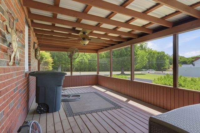 2678 Highway 41, S, Greenbrier, TN 37073