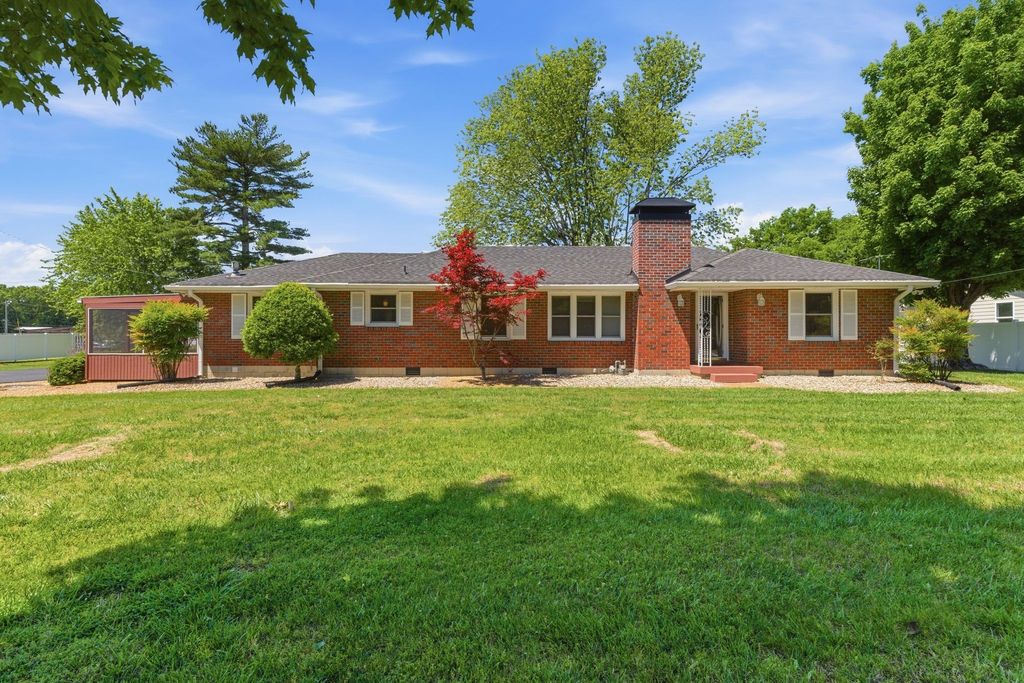 2678 Highway 41, S, Greenbrier, TN 37073