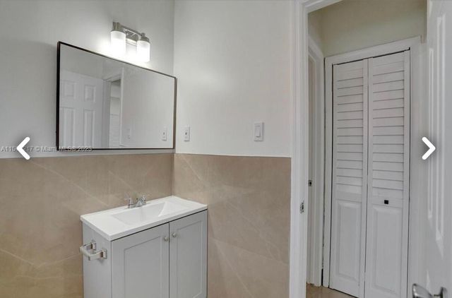 6720 Coolidge Street, Hollywood, FL 33024