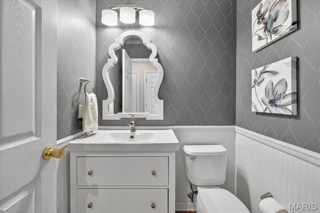 9201 Cedarberry Court, Mehlville, MO 63123