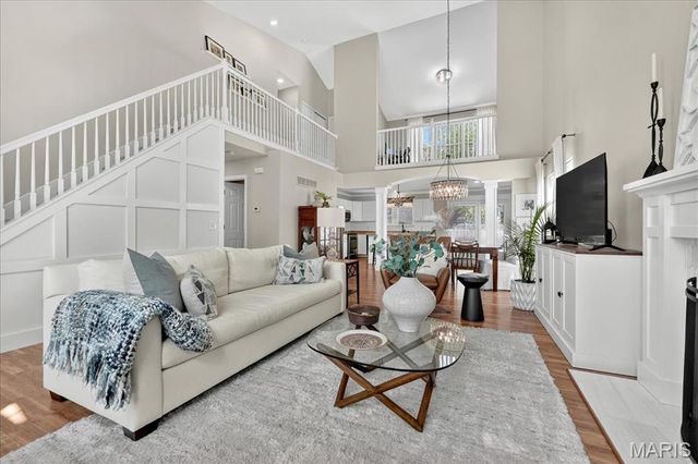 9201 Cedarberry Court, Mehlville, MO 63123