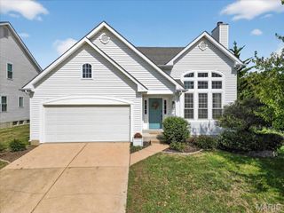 9201 Cedarberry Court, Mehlville, MO 63123