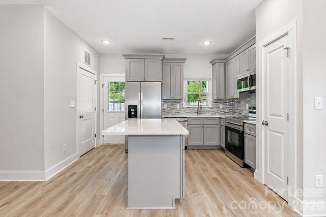 1022 W C Street, Kannapolis, NC 28081