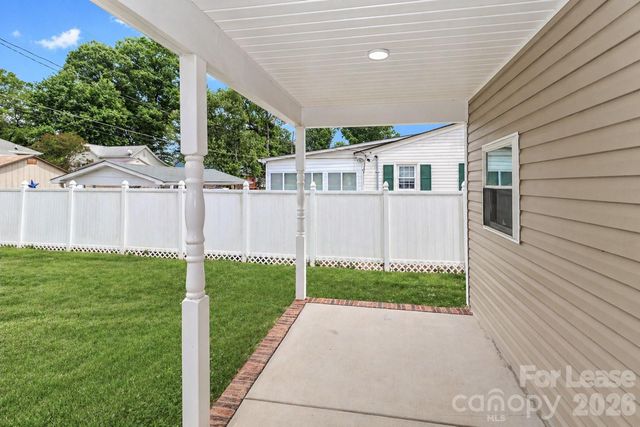 1022 W C Street, Kannapolis, NC 28081