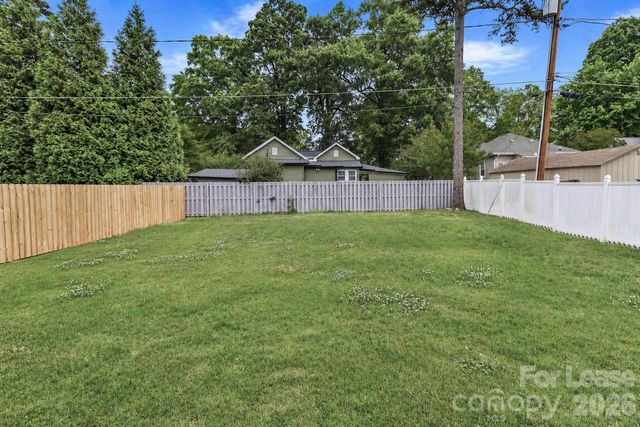 1022 W C Street, Kannapolis, NC 28081