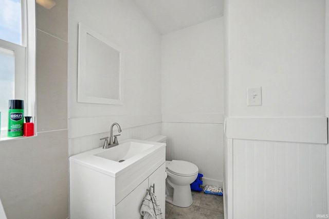 703 W 4th Street, Mishawaka, IN 46544