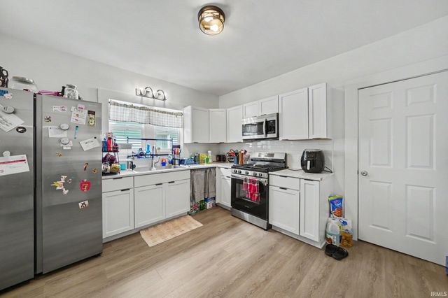 703 W 4th Street, Mishawaka, IN 46544