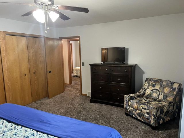1159 ELMHURST LANE, Oshkosh, WI 54904
