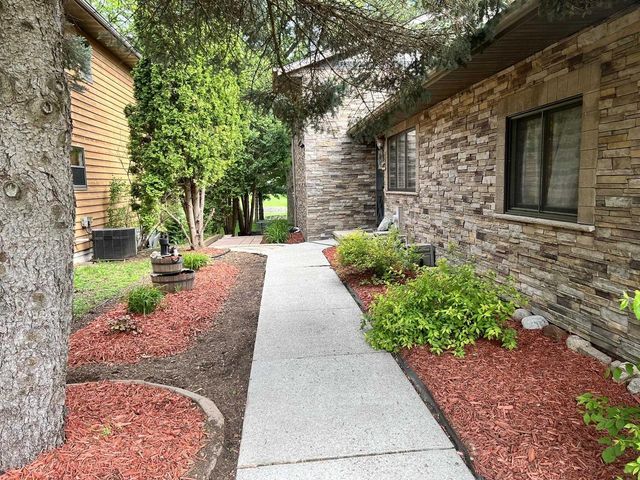 1159 ELMHURST LANE, Oshkosh, WI 54904