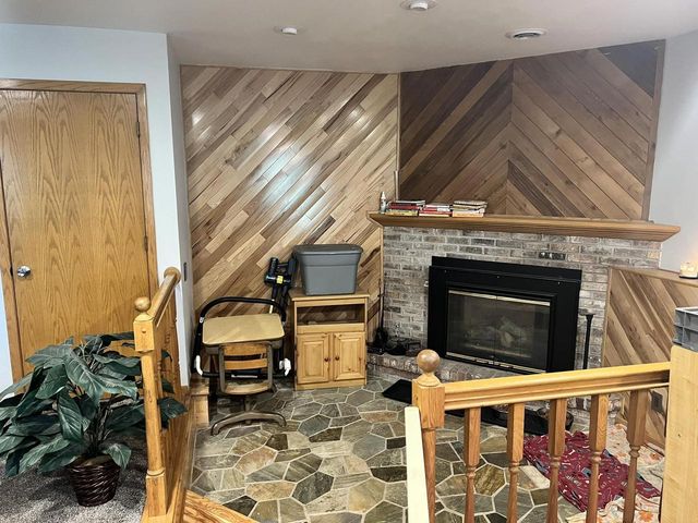 1159 ELMHURST LANE, Oshkosh, WI 54904