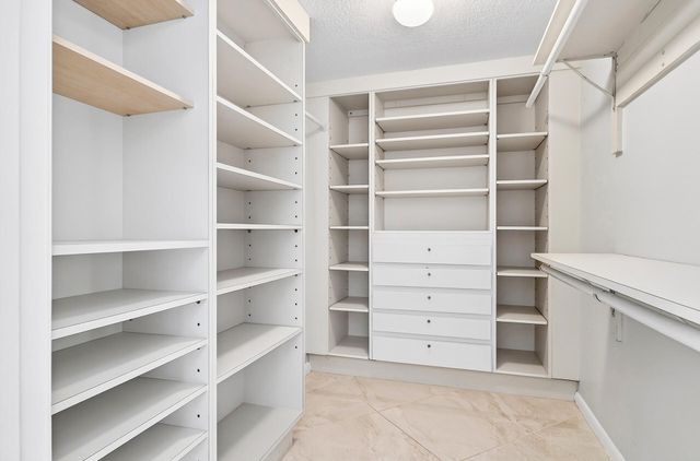 1551 N Flagler Drive 916-917, West Palm Beach, FL 33401