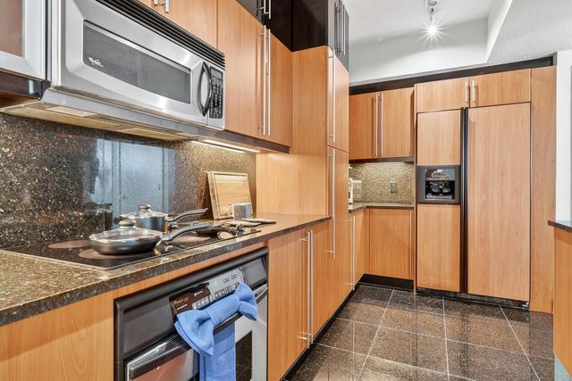 1551 N Flagler Drive 916-917, West Palm Beach, FL 33401