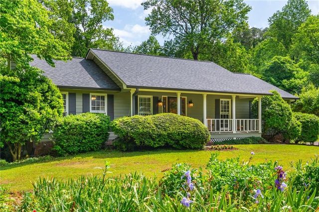 1301 Kensington Lane, Woodstock, GA 30188