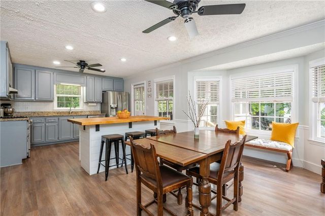 1301 Kensington Lane, Woodstock, GA 30188