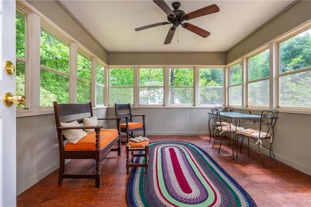 1301 Kensington Lane, Woodstock, GA 30188
