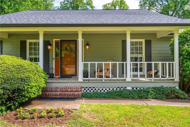 1301 Kensington Lane, Woodstock, GA 30188