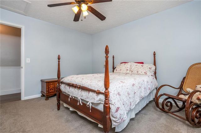 1301 Kensington Lane, Woodstock, GA 30188