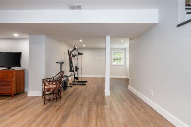 1301 Kensington Lane, Woodstock, GA 30188