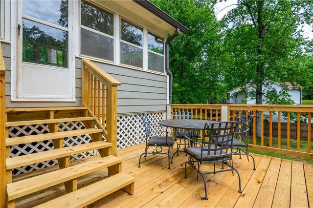 1301 Kensington Lane, Woodstock, GA 30188
