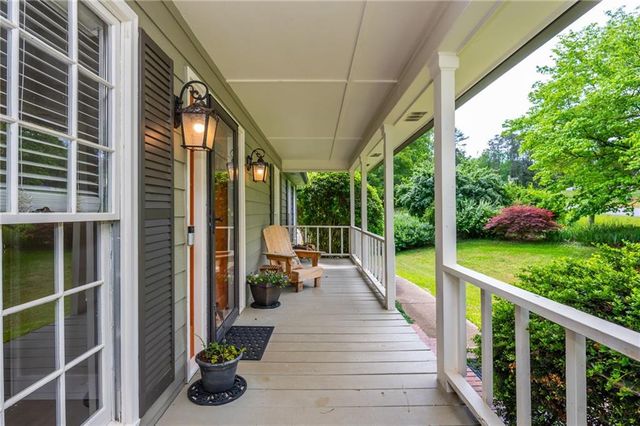 1301 Kensington Lane, Woodstock, GA 30188