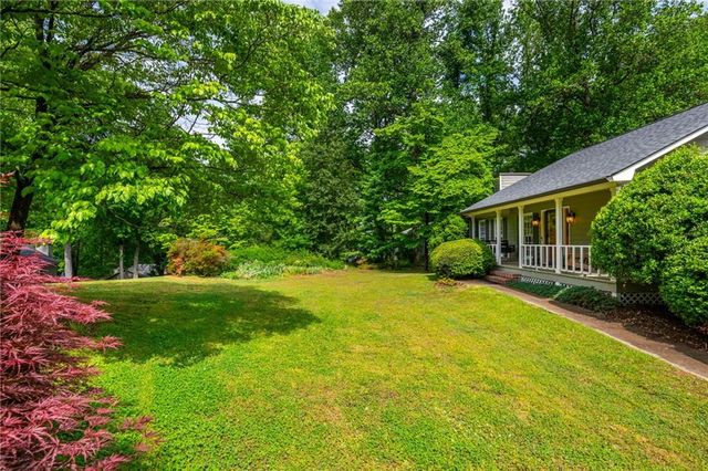 1301 Kensington Lane, Woodstock, GA 30188