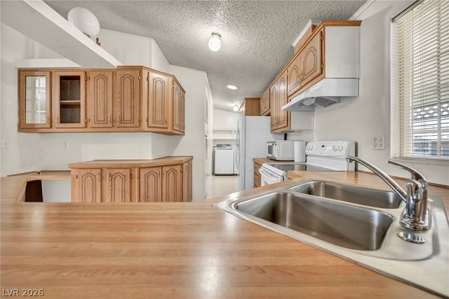 2280 Machado Street, Pahrump, NV 89048