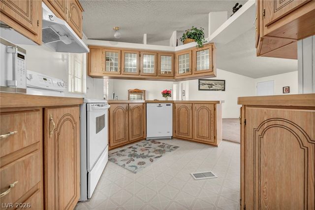 2280 Machado Street, Pahrump, NV 89048