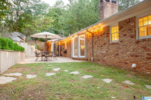 2217 GARLAND DRIVE, Vestavia Hills, AL 35216