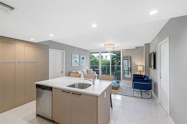 1150 101st St 202, Bay Harbor Islands, FL 33154