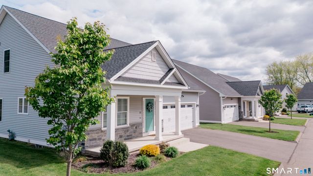 15 Sterling Circle 15, Vernon, CT 06066
