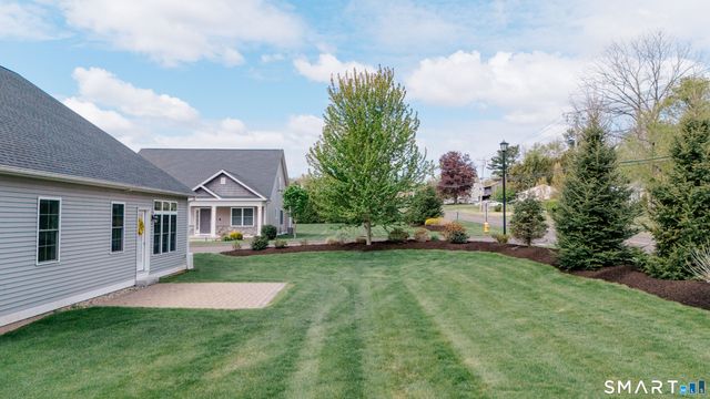 15 Sterling Circle 15, Vernon, CT 06066