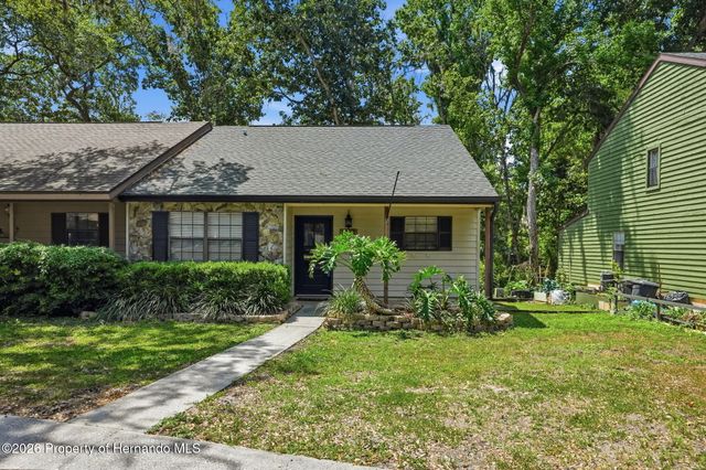 913 Candlebrook Lane, Brooksville, FL 34601