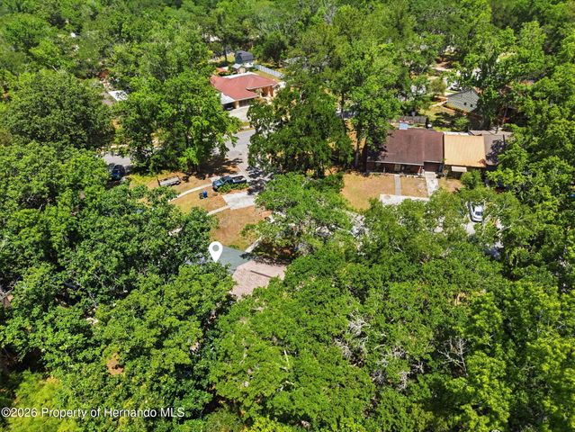 913 Candlebrook Lane, Brooksville, FL 34601