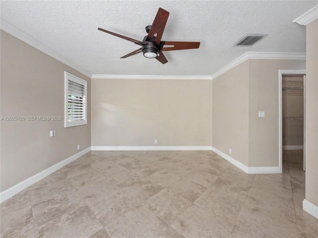 500 Bonnie Brae Way 17, Hollywood, FL 33021