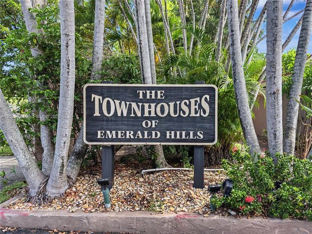 500 Bonnie Brae Way 17, Hollywood, FL 33021