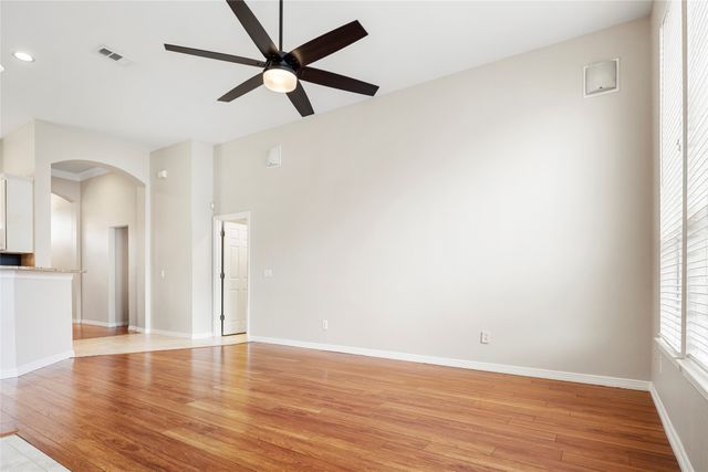 465 Ridge Meade Drive, Lewisville, TX 75067