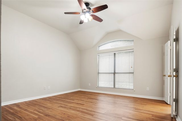 465 Ridge Meade Drive, Lewisville, TX 75067