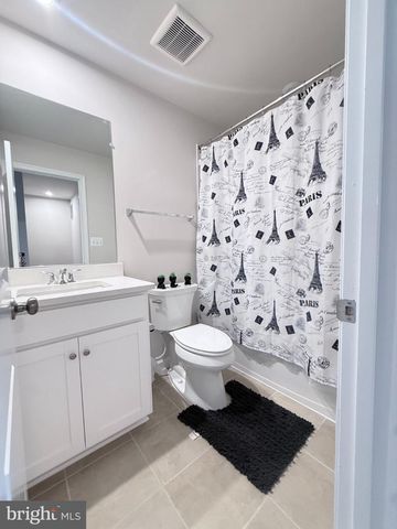 238 COOLIDGE AVE, Ranson, WV 25438