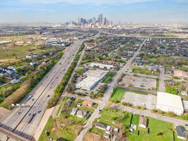 4106 Market Street, Houston, TX 77020