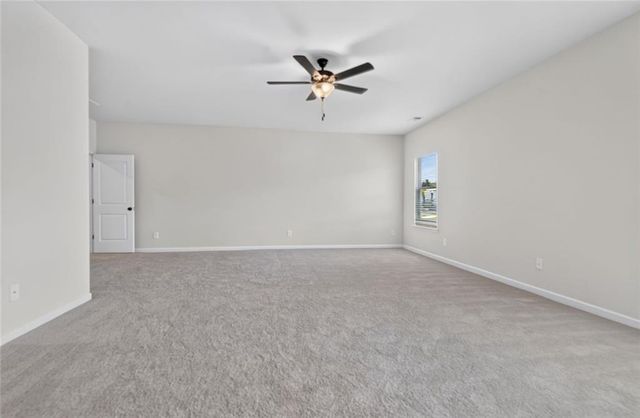 219 Shire Loop, Calhoun, GA 30701