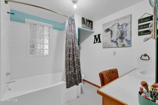 6040 STRAHAN Road, El Paso, TX 79932