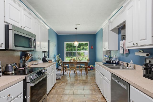 211 Mallard Drive, Brandon, MS 39047