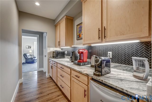 33051 Walnut Grove Farm Ln, Hanover, VA 23069