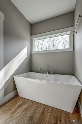 33051 Walnut Grove Farm Ln, Hanover, VA 23069