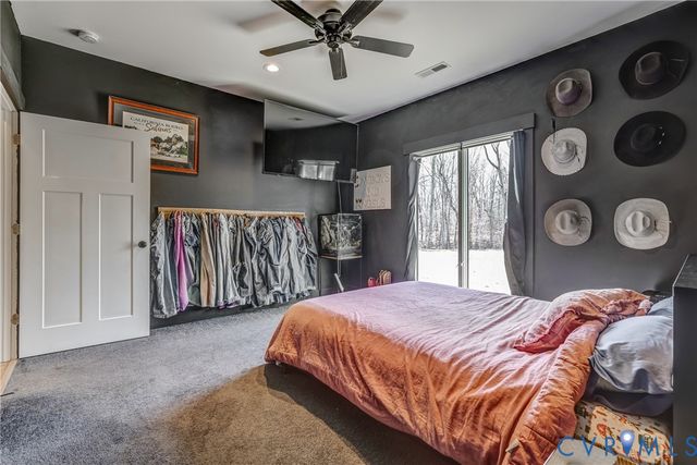 33051 Walnut Grove Farm Ln, Hanover, VA 23069