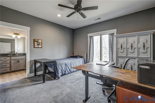 33051 Walnut Grove Farm Ln, Hanover, VA 23069