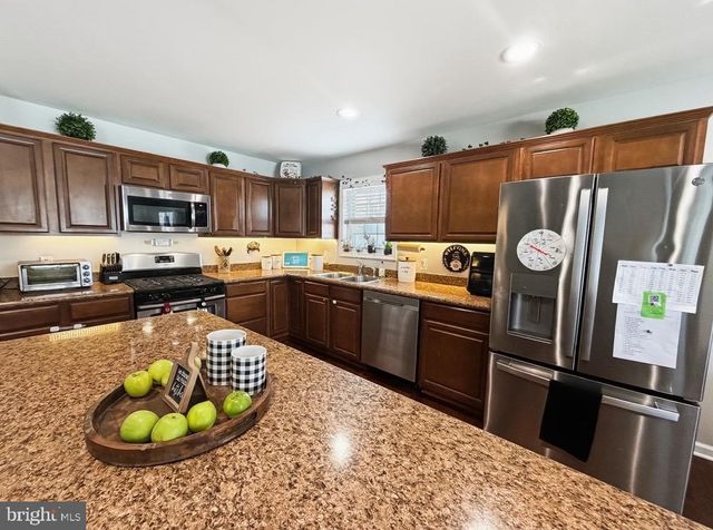 82 HIGHTIDE DR, Frederica, DE 19946