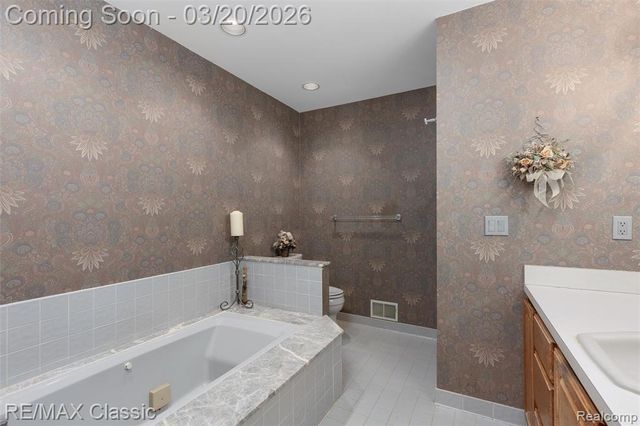 45105 Dunbarton Drive, Novi, MI 48375