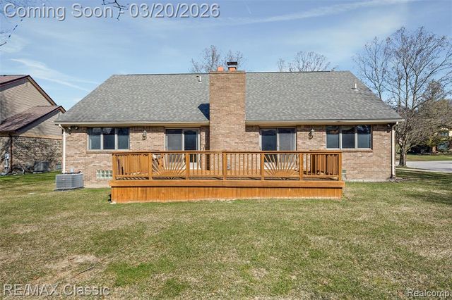 45105 Dunbarton Drive, Novi, MI 48375